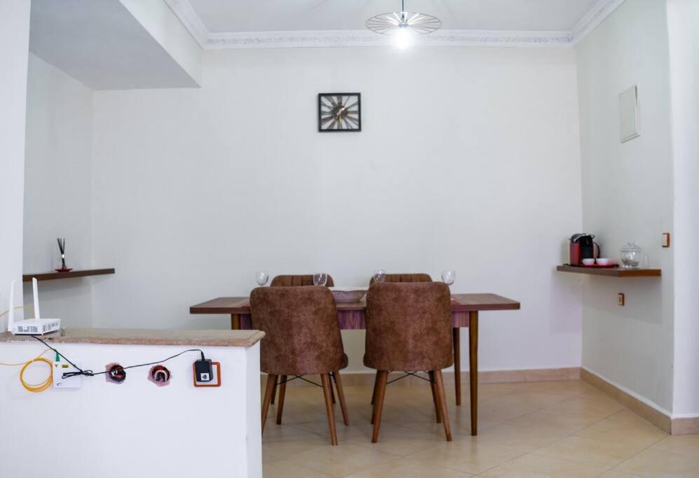 Appart Bien Place Et Fonctionnel مراكش المظهر الخارجي الصورة
